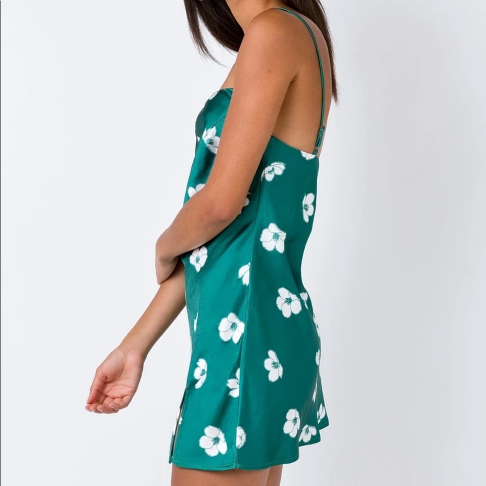 Ultra mini dress ❤️ - Picture 3 of 4